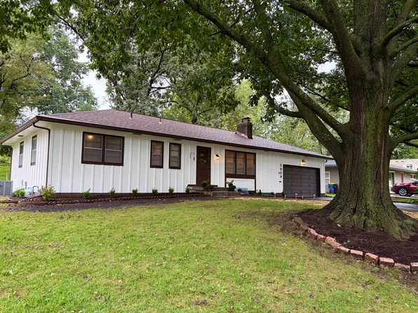 5029 W 60th Ter, Mission, KS 66205