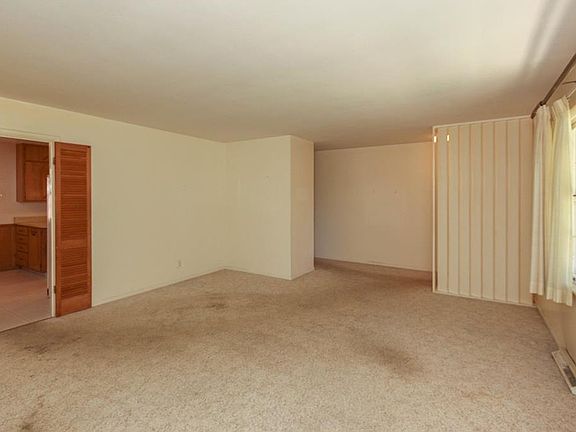 4th image of 2944 Haverhill Dr