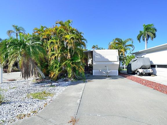 4th image of 8611 Mullwood DR