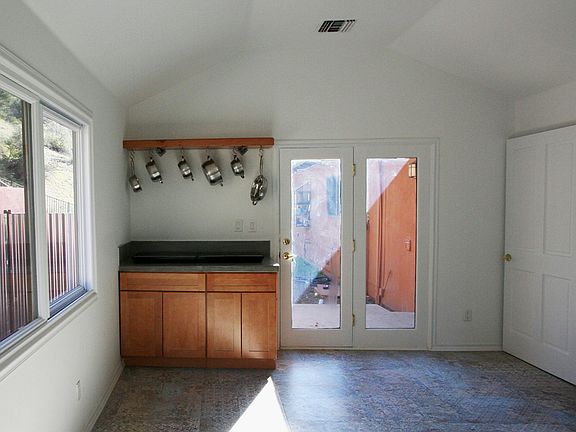 2nd image of 2630 Ladybird Dr