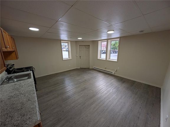 4th image of 539 Atlantic St APT 1