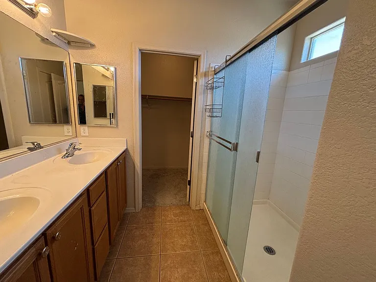 5484 Canteria Ct — Photo 21