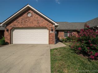 8410 Villa Cir, Sellersburg, IN 47172