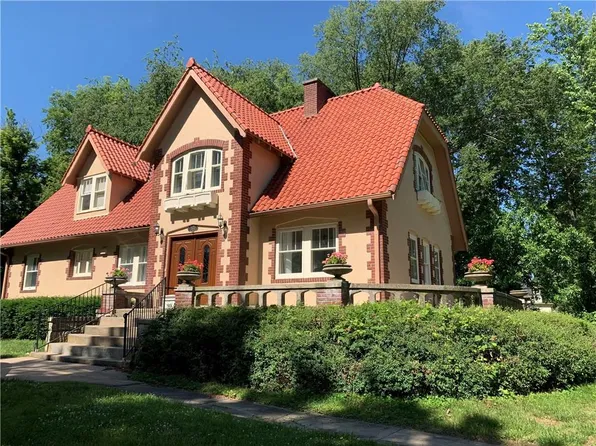 7804 Lydia Ave, Kansas City, MO 64131