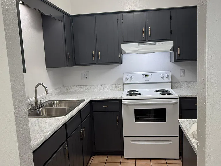3625 N 38th St #72 — Photo 1