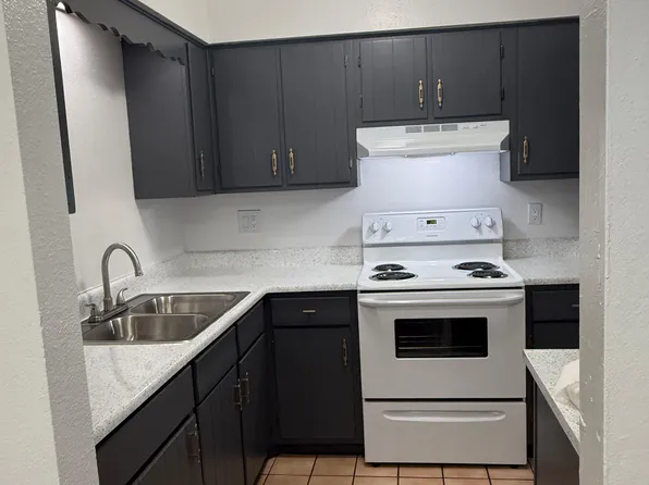 3625 N 38th St APT 72, Phoenix, AZ 85018