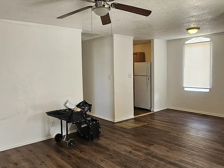 1200 Carteret Ave #1 — Photo 6