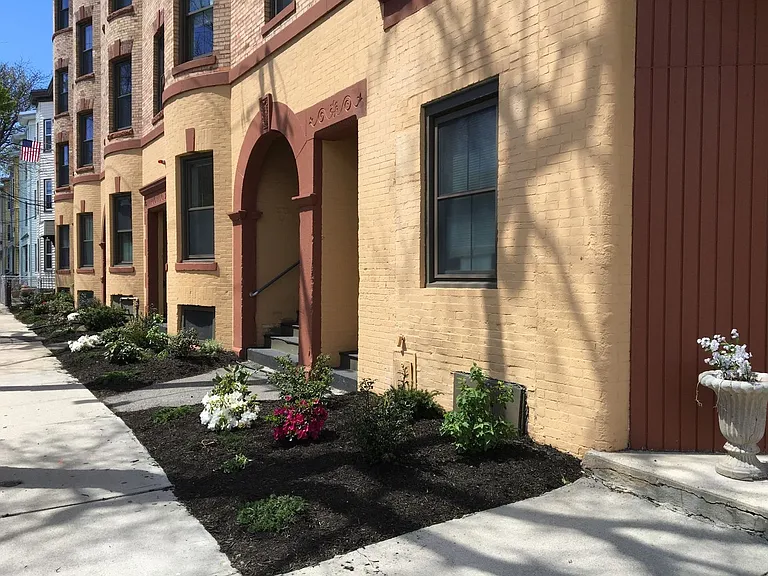 102 Willow St #2B — Photo 7