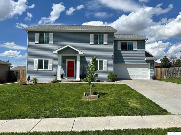100 W 9th St, Hickman, NE 68372