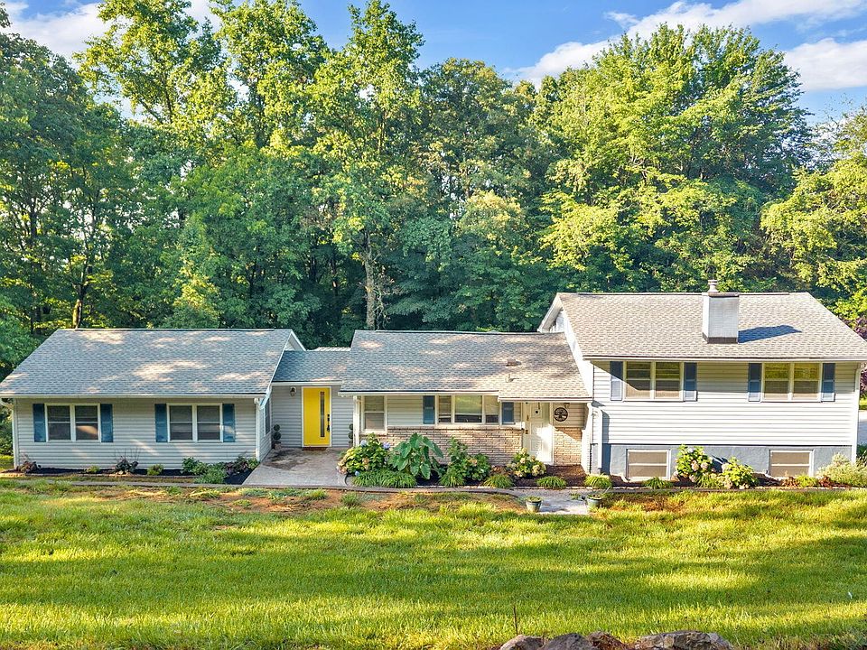 1st image of 3504 Curtis Ln
