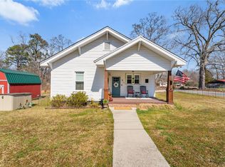701 Blue Ridge Ave, Belton, SC 29627