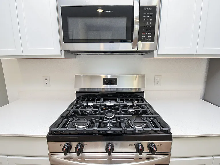 18987 Panzini Dr — Photo 11