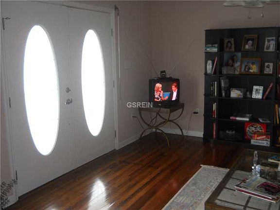 3rd image of 5515 Wildair Dr