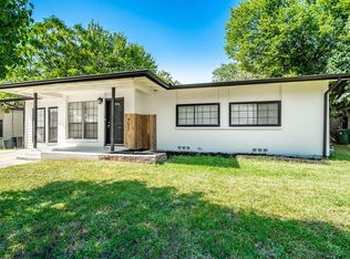 752 Pine St, Hurst, TX 76053