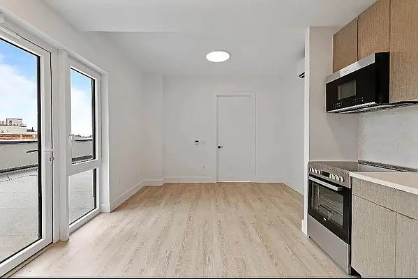 Rented by MADEHOME | media 5