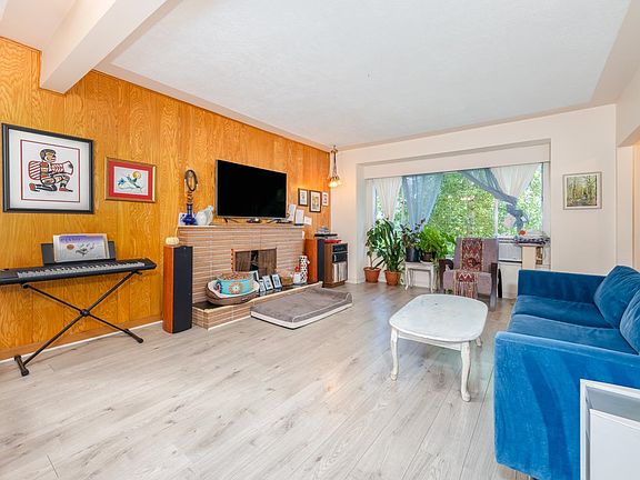 3rd image of 3627 W 7th Ave
