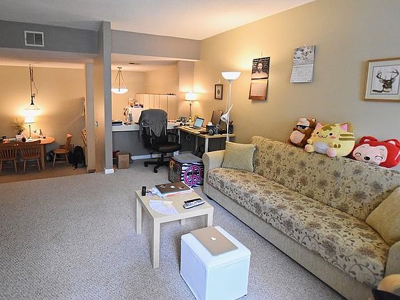 5th image of 94 Newbury Ave APT 102