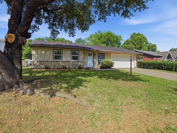 1812 Muse St, Fort Worth, TX 76112