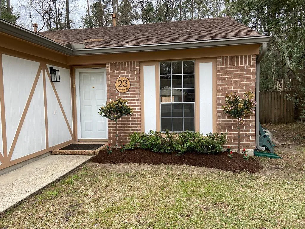 3 bed, 2.0 bath, 1308 sqft, $1,850 — Photo 2