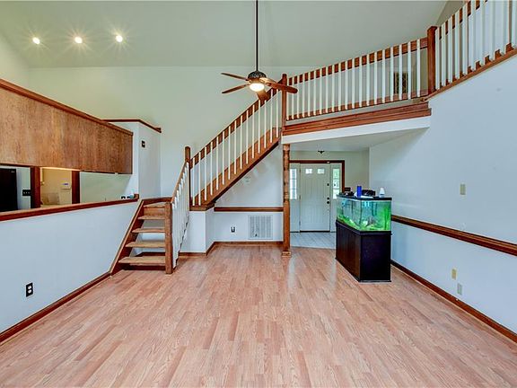 5th image of 144 Lane Cres