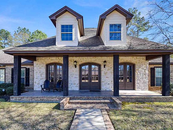 2nd image of 126 Oakdale Dr