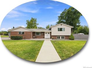690 E Davies Ave, Centennial, CO 80122