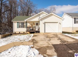 807 Andra Dr, Radcliff, KY 40160