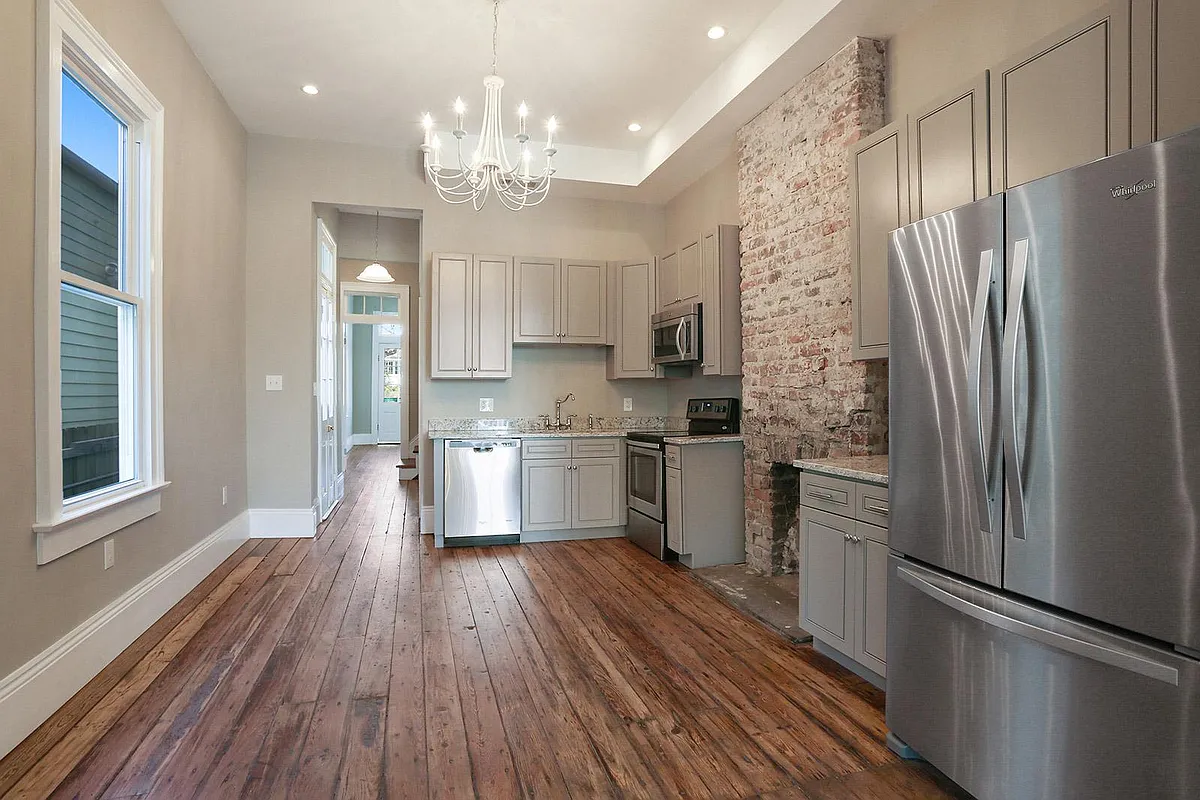 Building Photo - 2733 Saint Philip St #2733