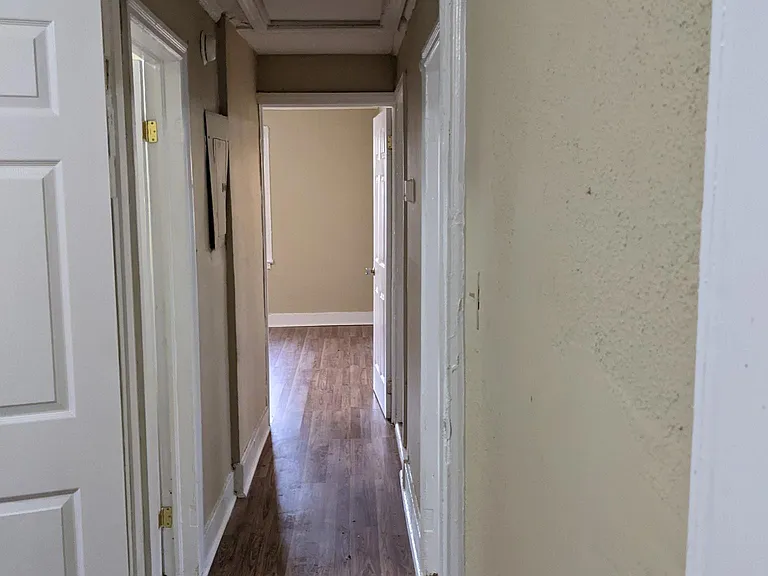 1582 Holley St — Photo 8