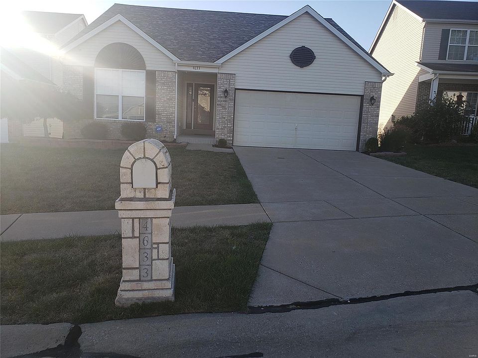 1st image of 4633 Richmond Forest Dr