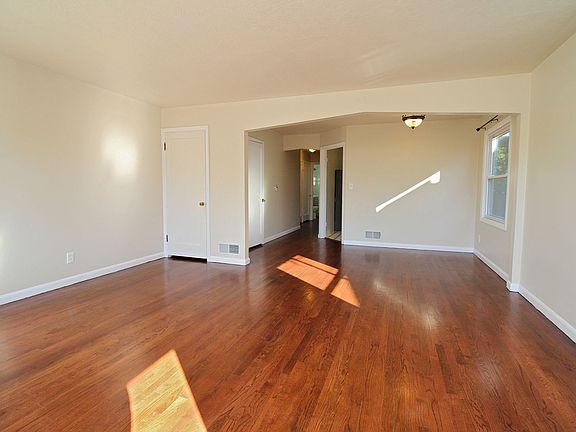 3rd image of 2026 NE 56th Ave #20