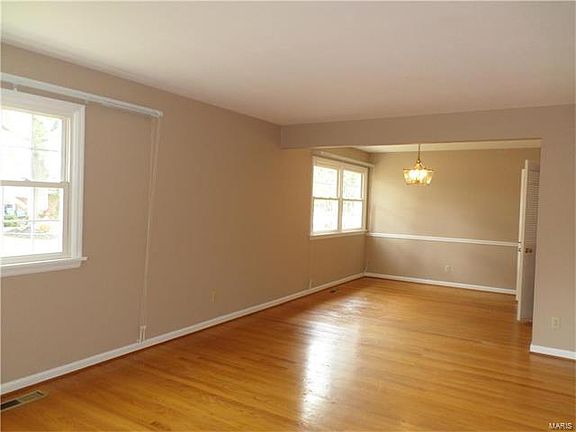 2nd image of 3832 Tahquitz Dr