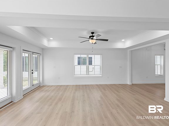 4th image of 4669 Casablanca Dr