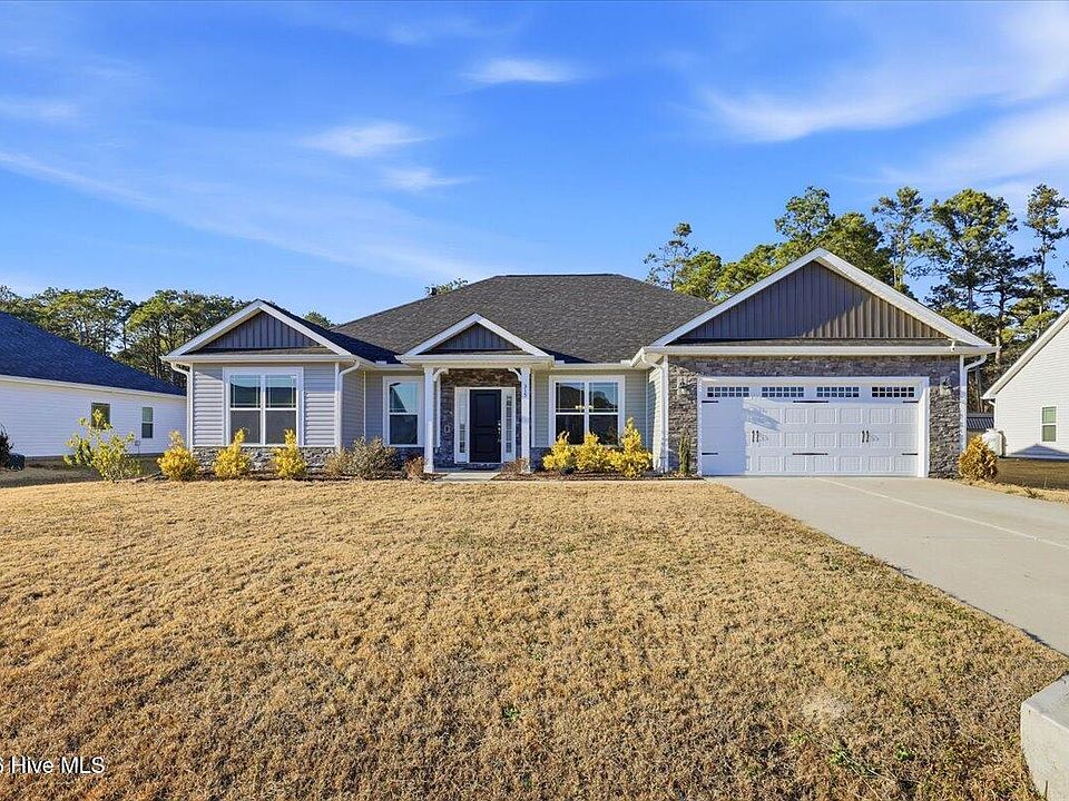 1st image of 315 Plainfield Drive