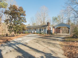 8913 Circlewood Dr, North Dinwiddie, VA 23803