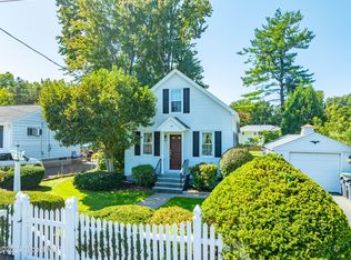 5 Roe Ave, Albany, NY 12205