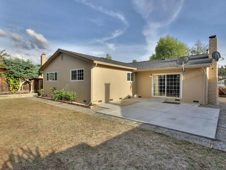 3147 Kermath Dr — Photo 15