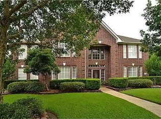 4231 Kirby Oaks Dr, Seabrook, TX 77586