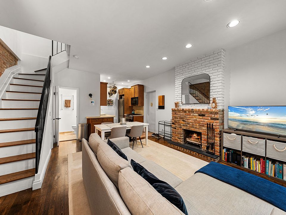 1st image of 261 W 71st St APT 9
