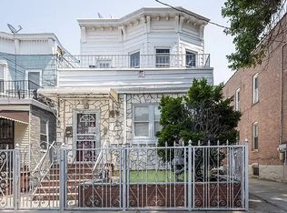 35-03 100th St, Flushing, NY 11368