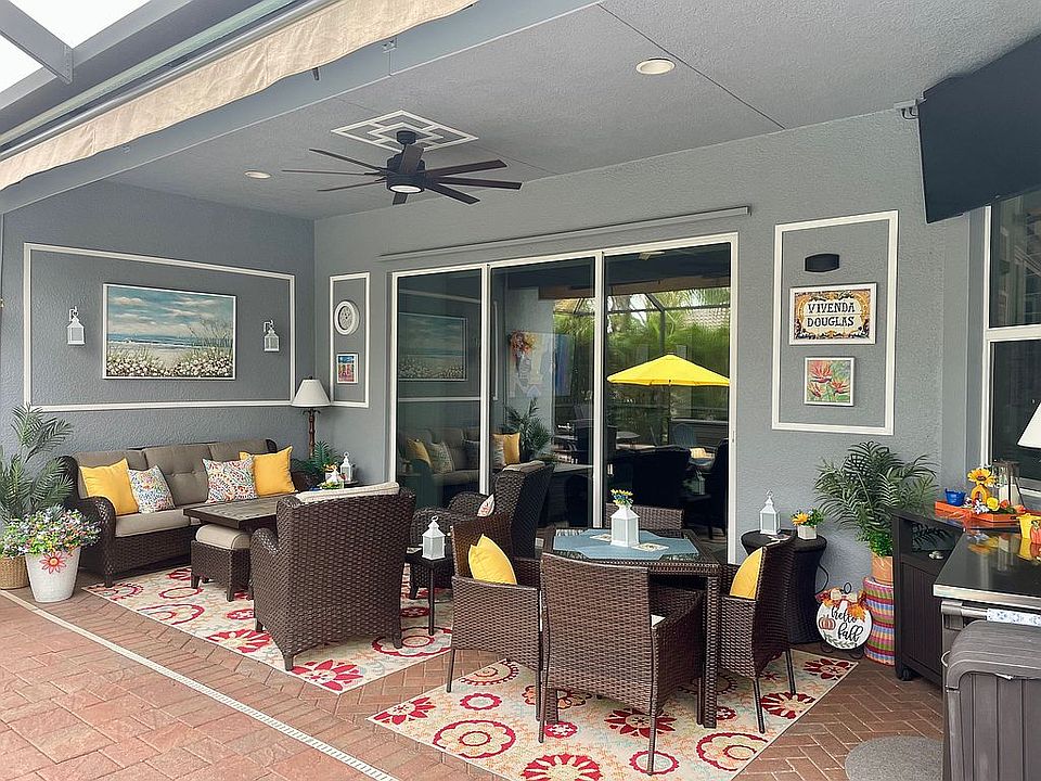 2nd image of 5057 Stone Harbor Cir