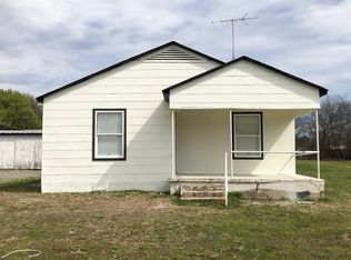 407 N Carter St, Howe, TX 75459