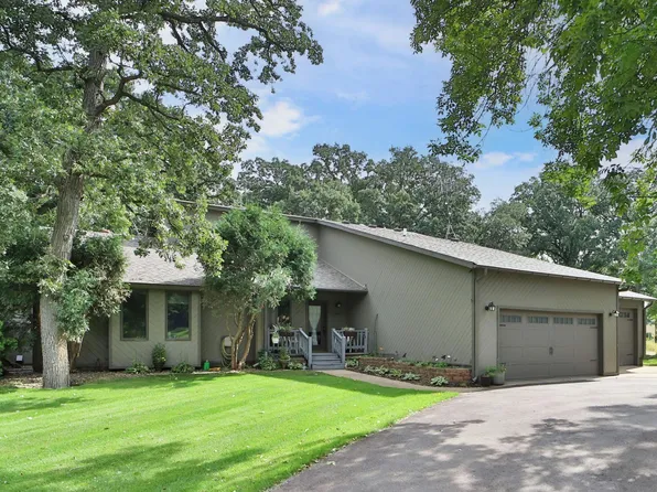 2013 Autumn Dr NW, Alexandria, MN 56308