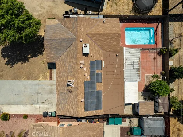 727 Vista De Loma, Hemet, CA 92543