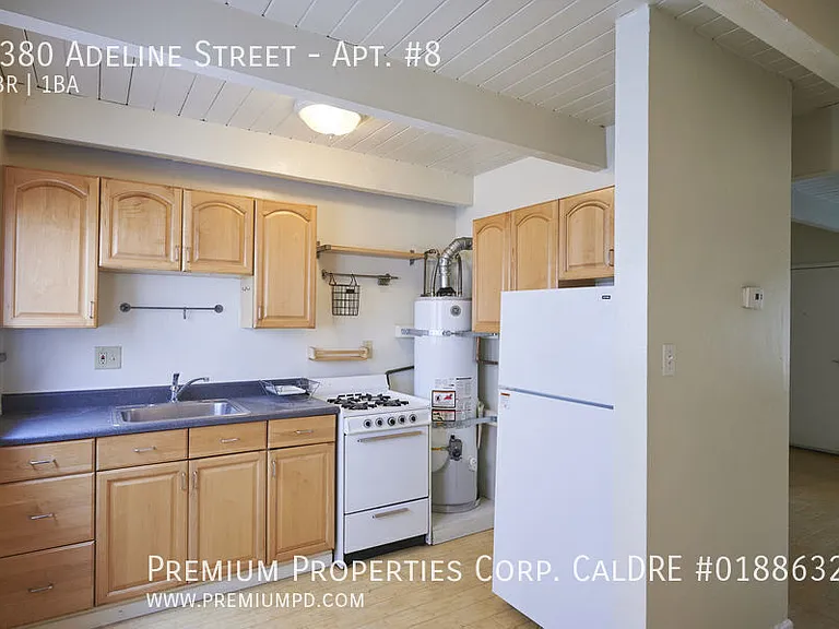 3380 Adeline St #8 — Photo 5