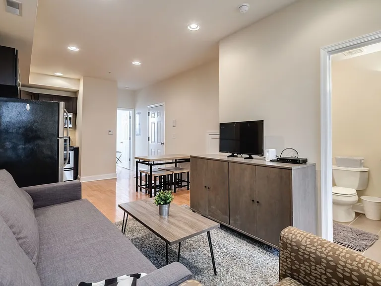 2551 Grays Ferry Ave #2 — Photo 11