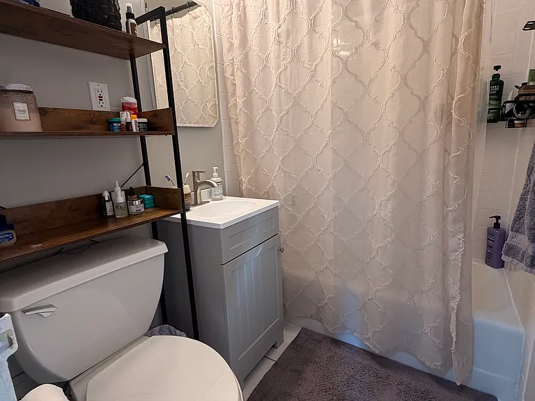 1121 Arlington Blvd #820 — Photo 9