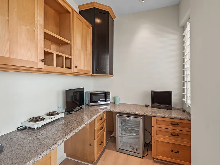 11844 Beach Club Way — Photo 28