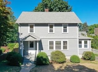 15 Ledyard St #15, Wellesley Hills, MA 02481