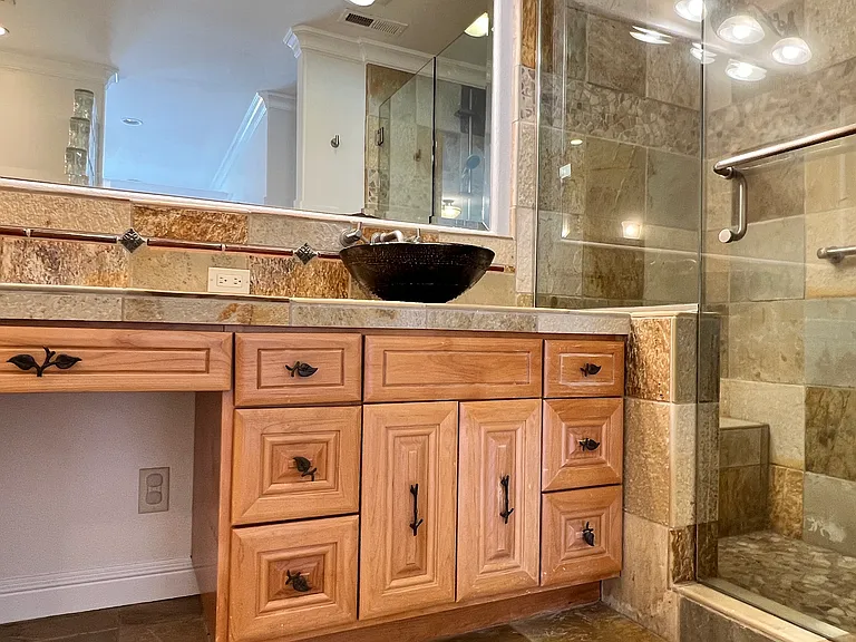 5072 Hawley Ct — Photo 14